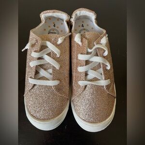 NWT Wonder Nation Sparkly Gold Sneakers Sz 4 (Big Girl) also fit 5 / 5.5 (Women)